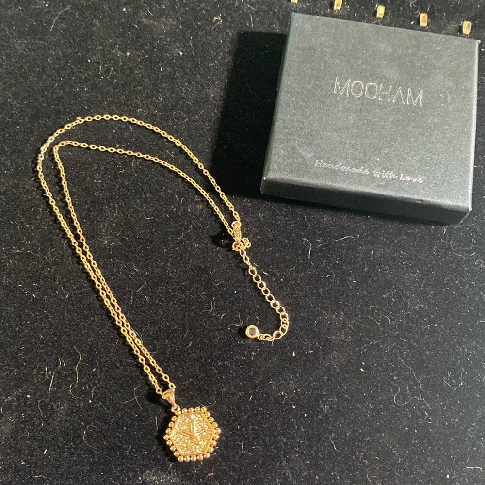 Mooham Necklace with “Y” Pendant